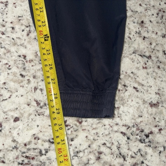 Nike Size Large Navy Blue Slim Fit Woven Lightweight Jogger 934592-010 Nylon Men - Picture 7 of 7